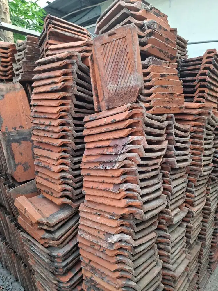 Genteng Rumah Bekas Pakai