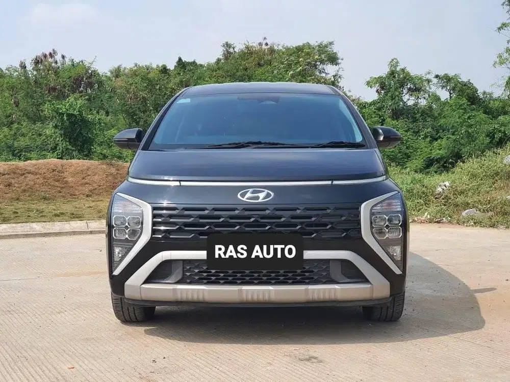 CAPTAIN SEAT!!  Hyundai Stargazer Prime IVT AT 2023 Hitam