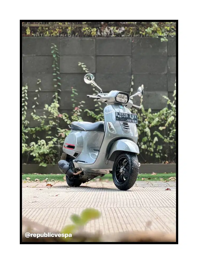 TERMURAH PIAGGIO VESPA S125 IGET FACELIFT TAHUN 2020 GREY MATERIA