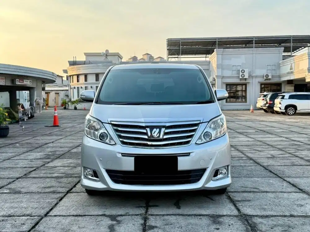 Toyota Alphard 3.5 2012