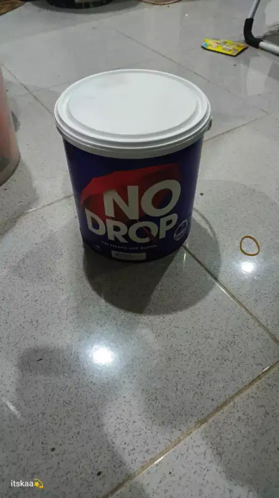 No drop galon warna abu