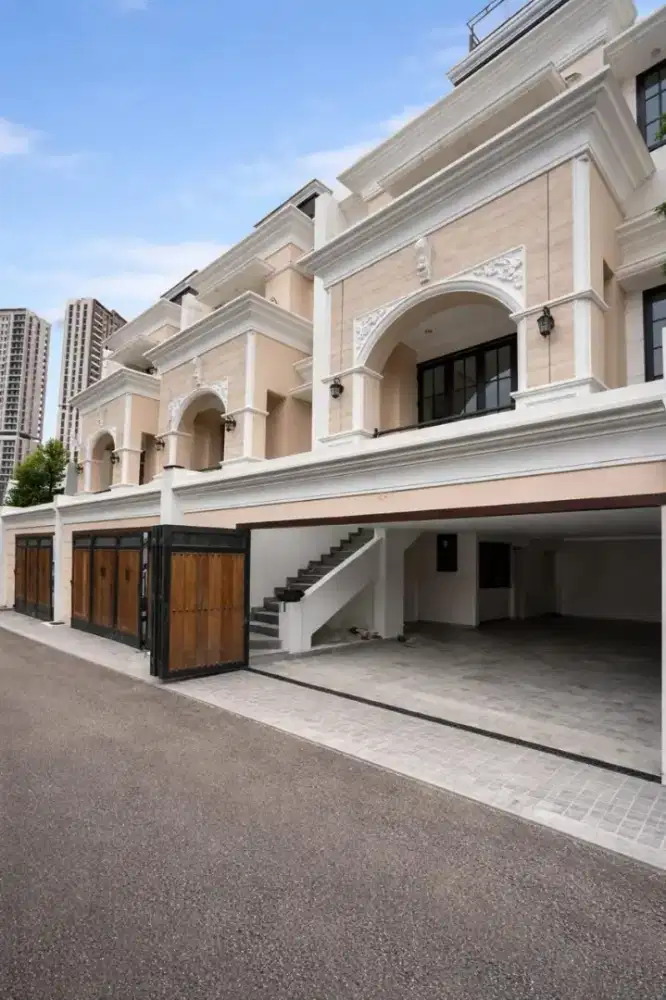 DIJUAL CEPAT – RUMAH MEWAH BRAND NEW 4 LANTAI DI PEJATEN