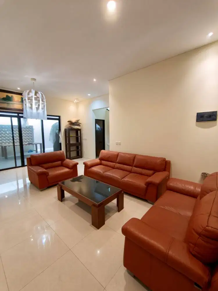Dijual Rumah Tatar Lokacitra Kota Baru Parahyangan