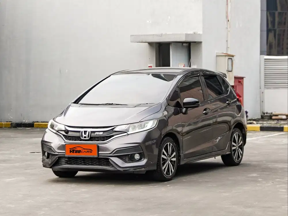 Honda Jazz RS AT 1.5 AT Abu abu 2020