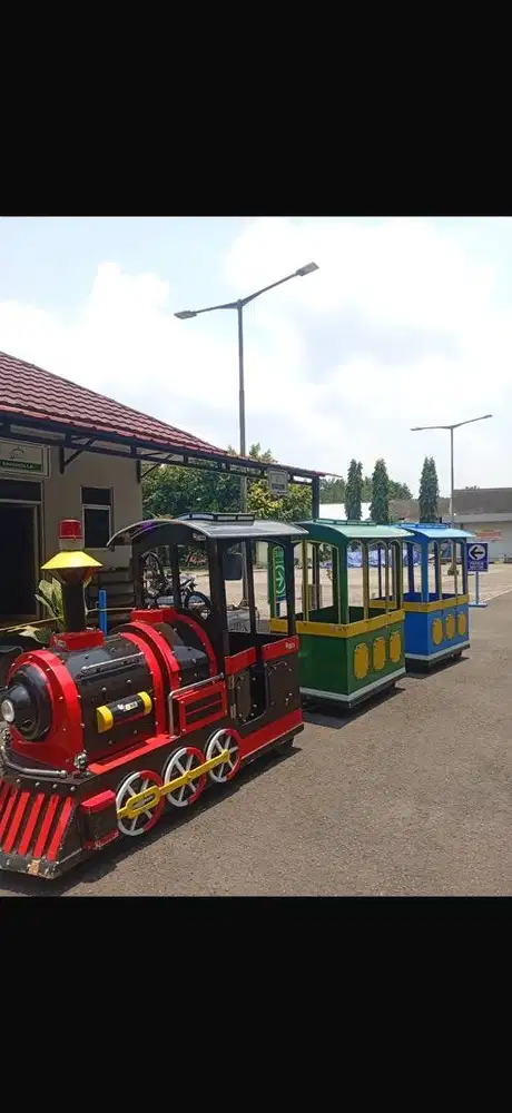 Kereta listrik odong odong