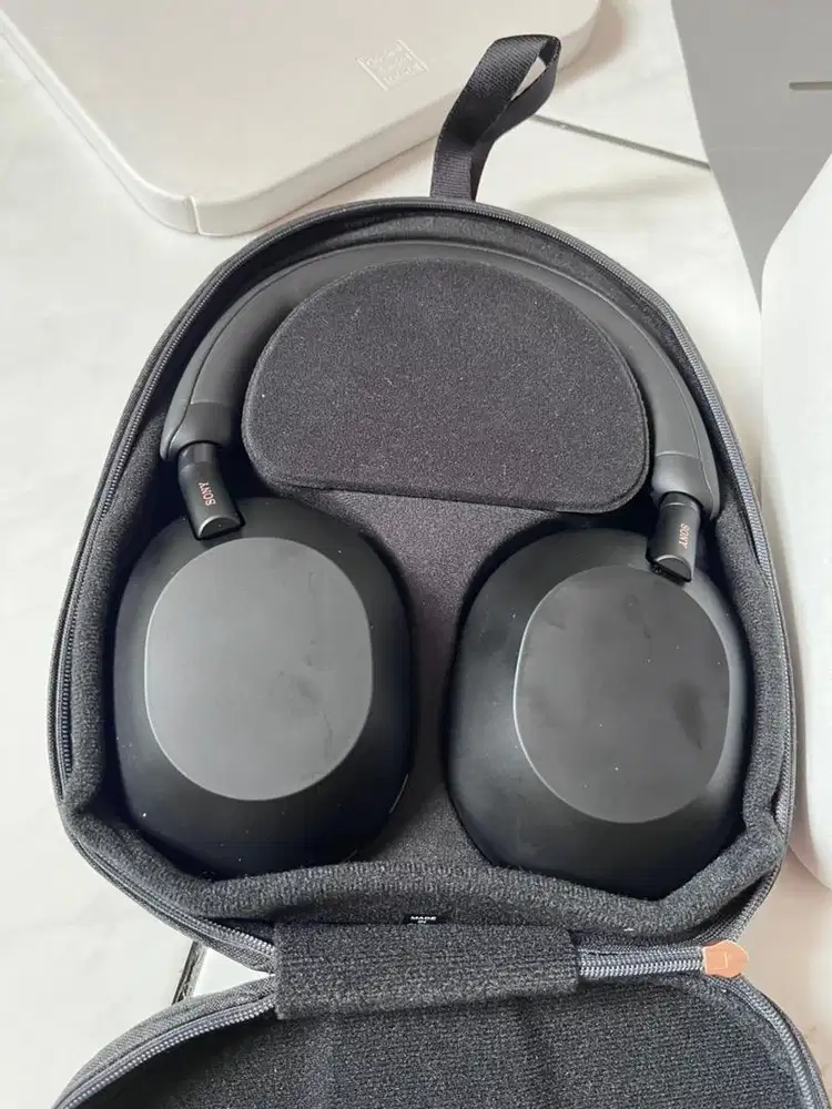Sony WH-1000XM5 Headphone Second