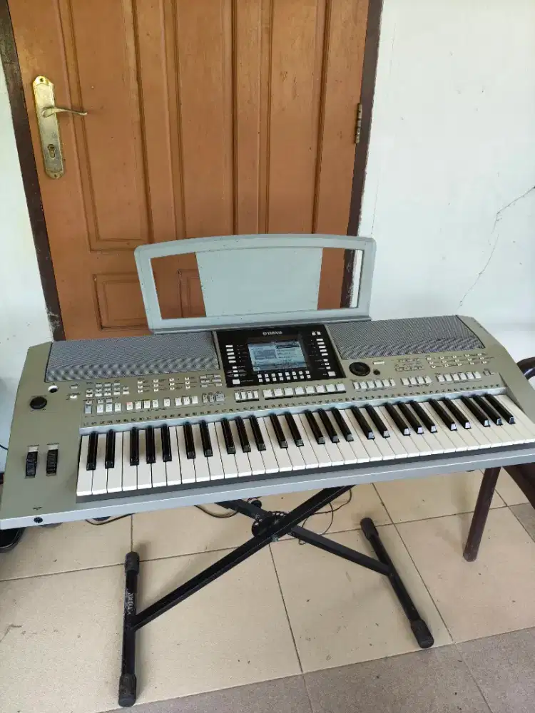 Keyboard Yamaha PSR S910