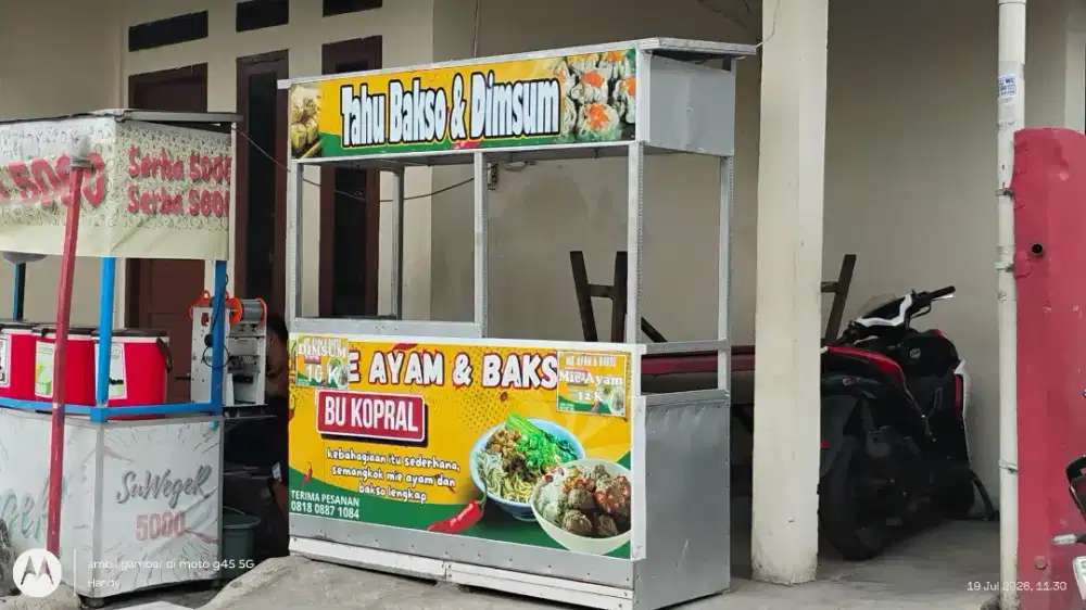 Jual gerobak usaha.