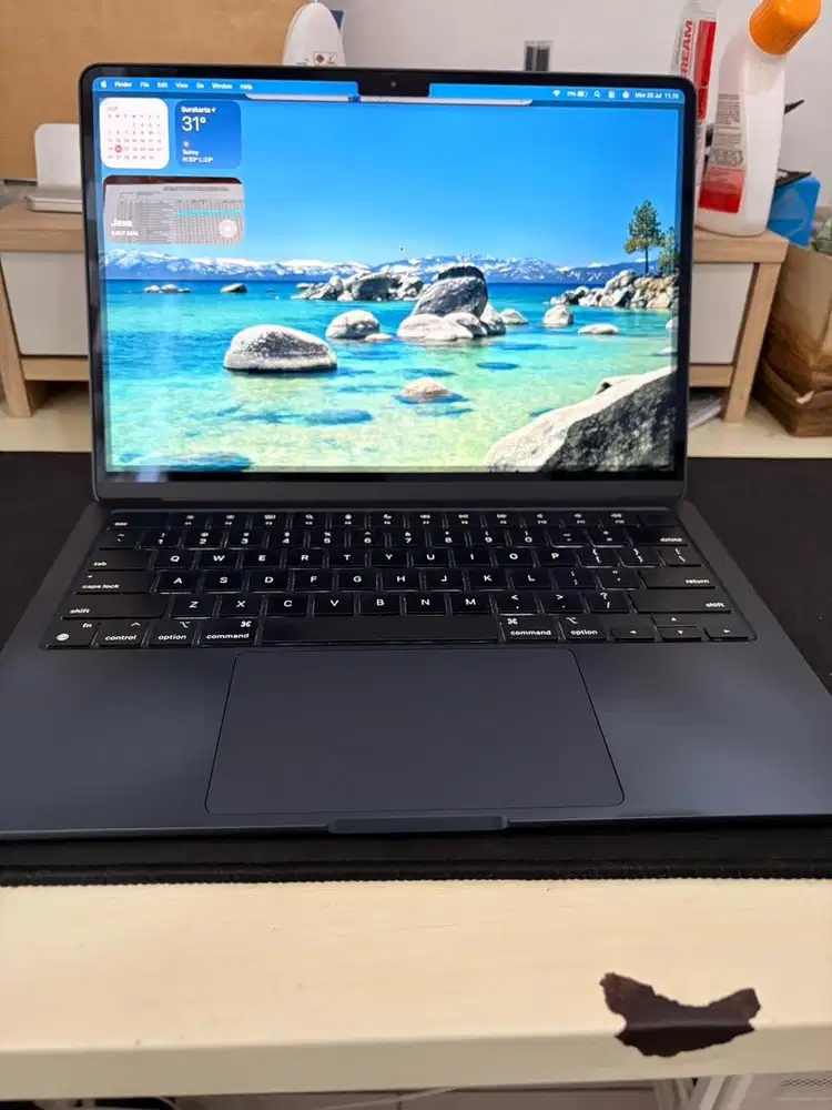 Dijual, Macbook Air M2 8/256 warna Midnight ex Resmi Digimap