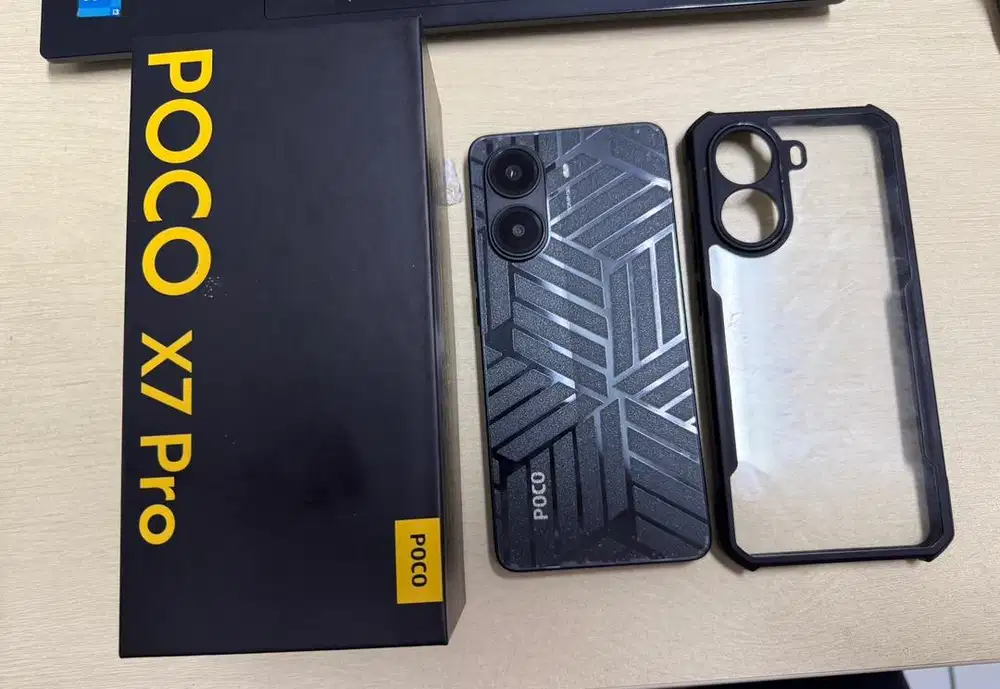Poco X7 Pro 12/512GB black garansi panjang
