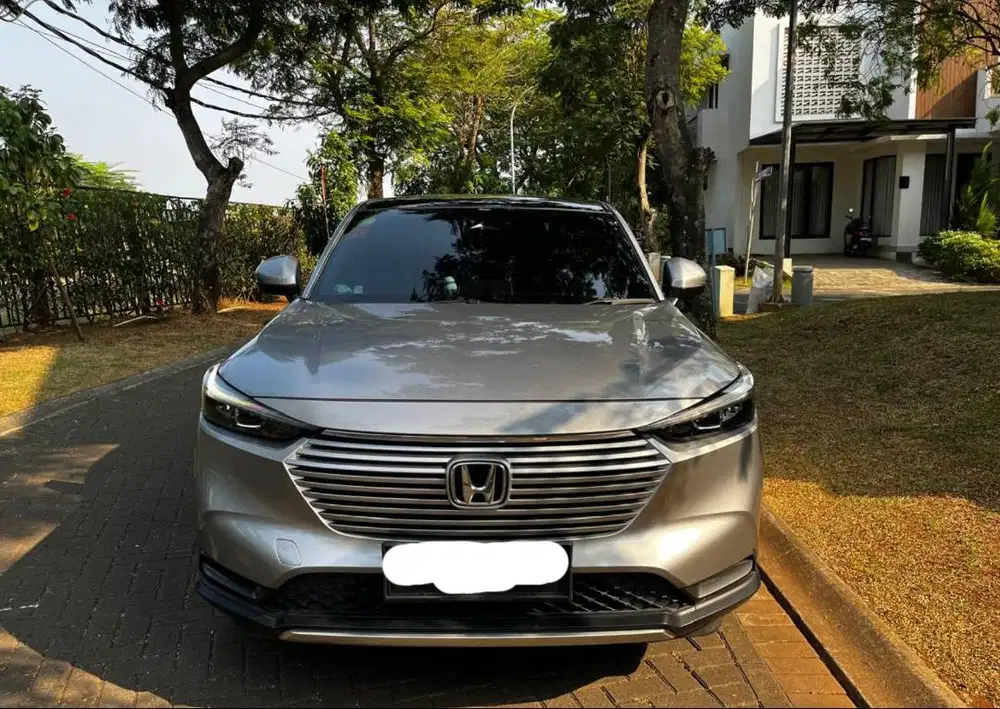 Honda HR-V PANORAMIK 1.5 SE CVT - Abu Abu Mulus No Dent