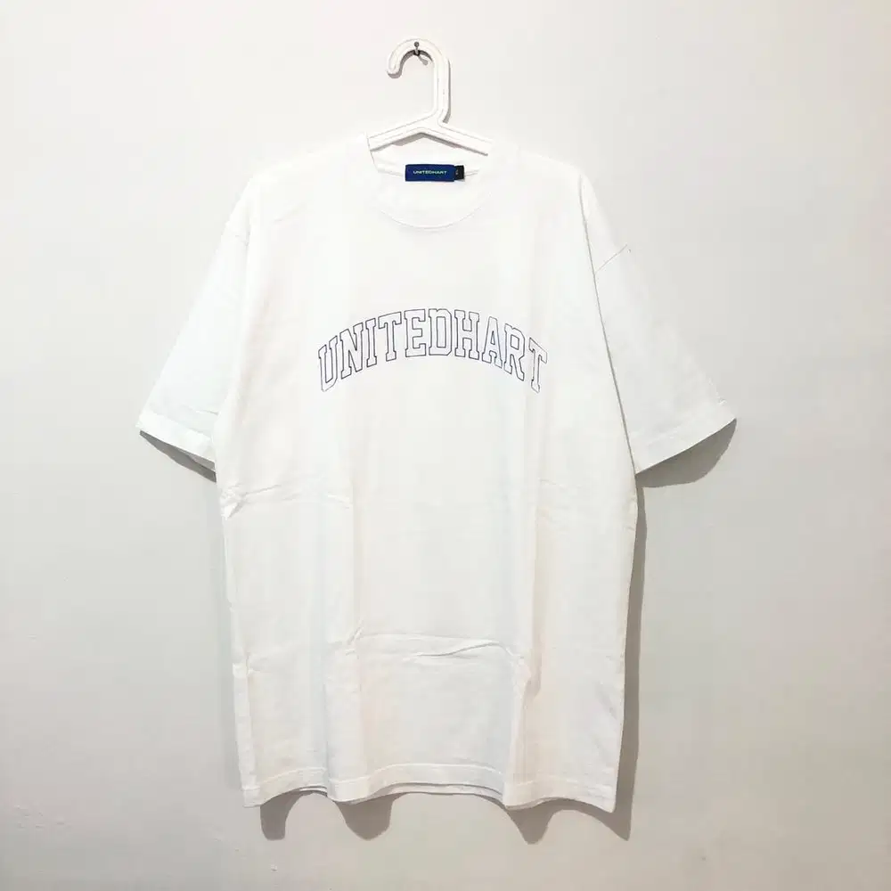 Tshirt United Hart UH Line spect 20s stussy trasher miracle carhartt