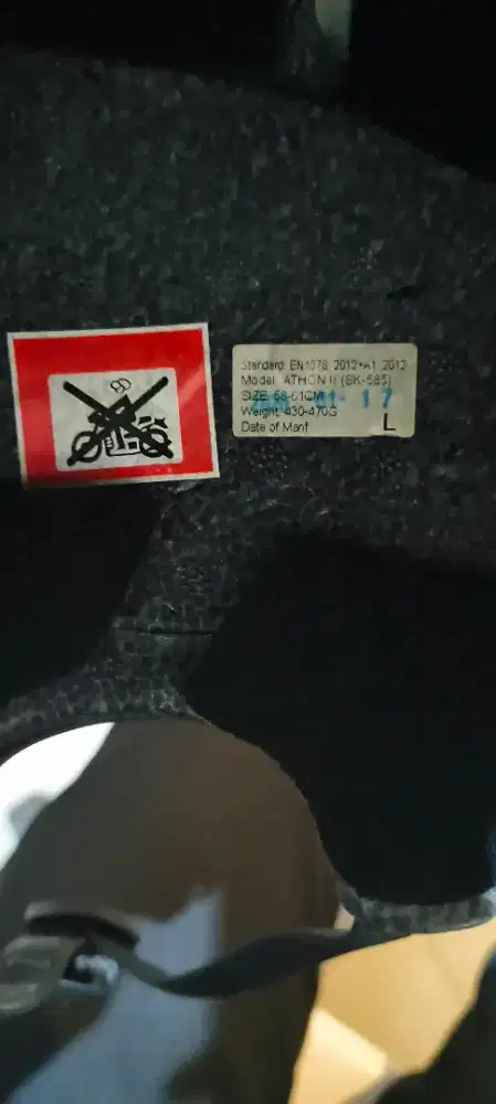 Helm sepeda merk X ZONE