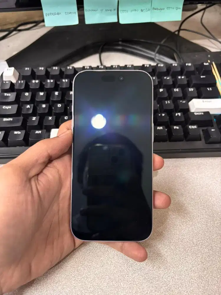 IPHONE 17 256GB LAVENDER IBOX LIKE NEW