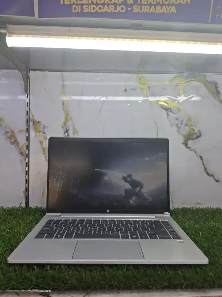 YANG LAGI CARI LAPTOP HP SPEFIKASI MEWAH BISA KREDIT TANPA DP