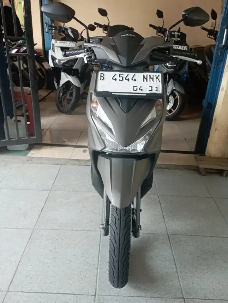 Honda Beat Deluxe Brown matte smartkey keyless 2026 istimewa
