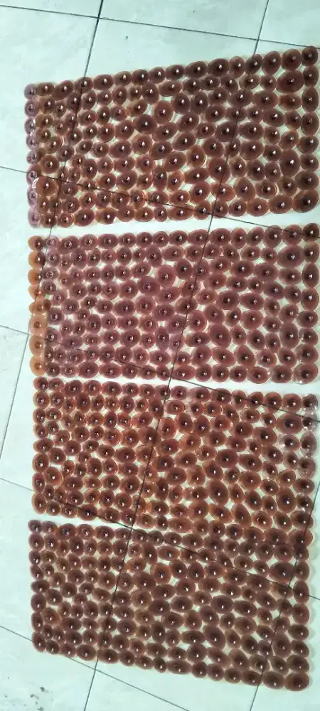 Informa keset kamar mandi