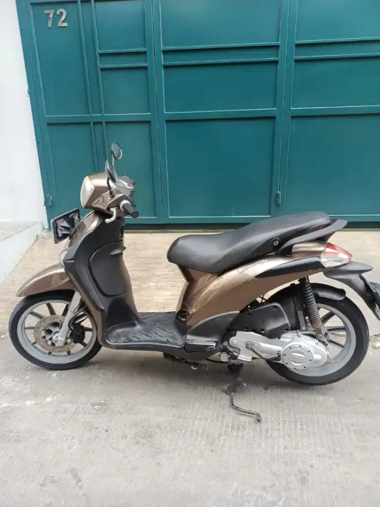 Piaggio itali pajak hidup 2027 bln 3 surat lengkap mesin halus