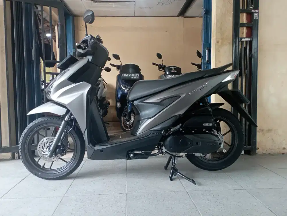 Km 2rb Honda Beat Deluxe Brown matte smartkey keyless 2026 istimewa