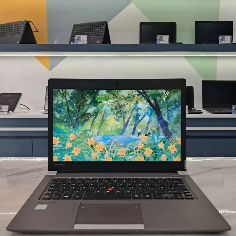 [T05] Laptop TOSIBA |8GB|256GB| Cocok untuk kerja