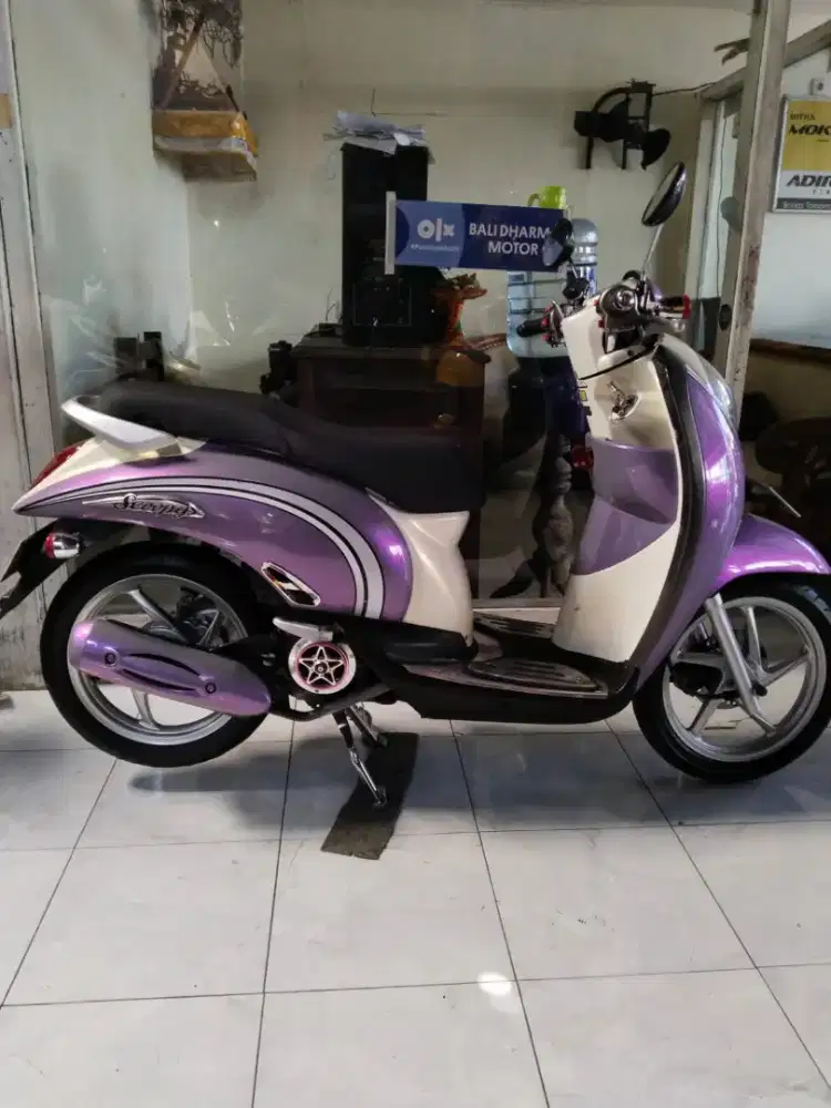 Honda. Scoppy 2013 cash Bali dharma. Motor