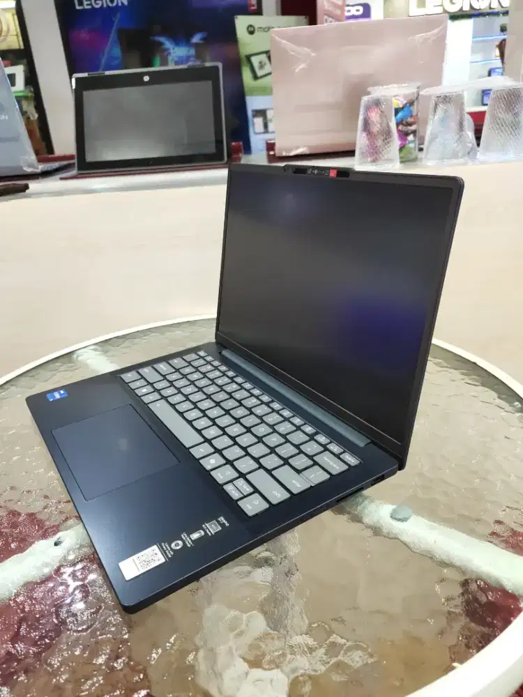 Lenovo Ideapad slim 3