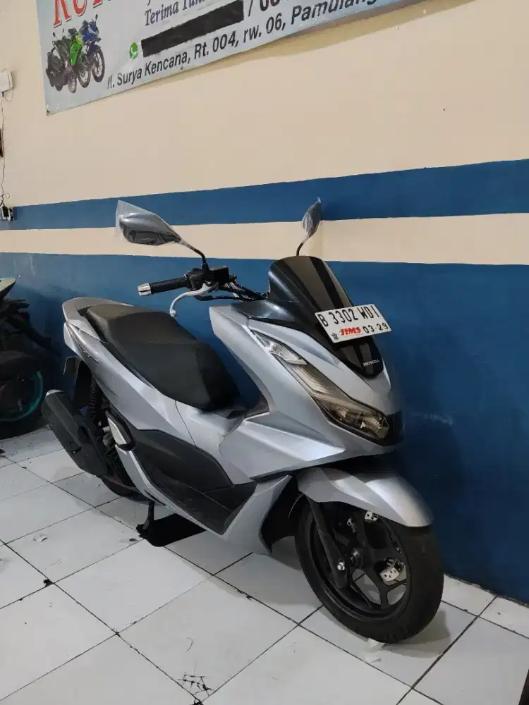 # DIJUAL HONDA PCX 160CC 2024 SUPER MULUS PAJAK ON
