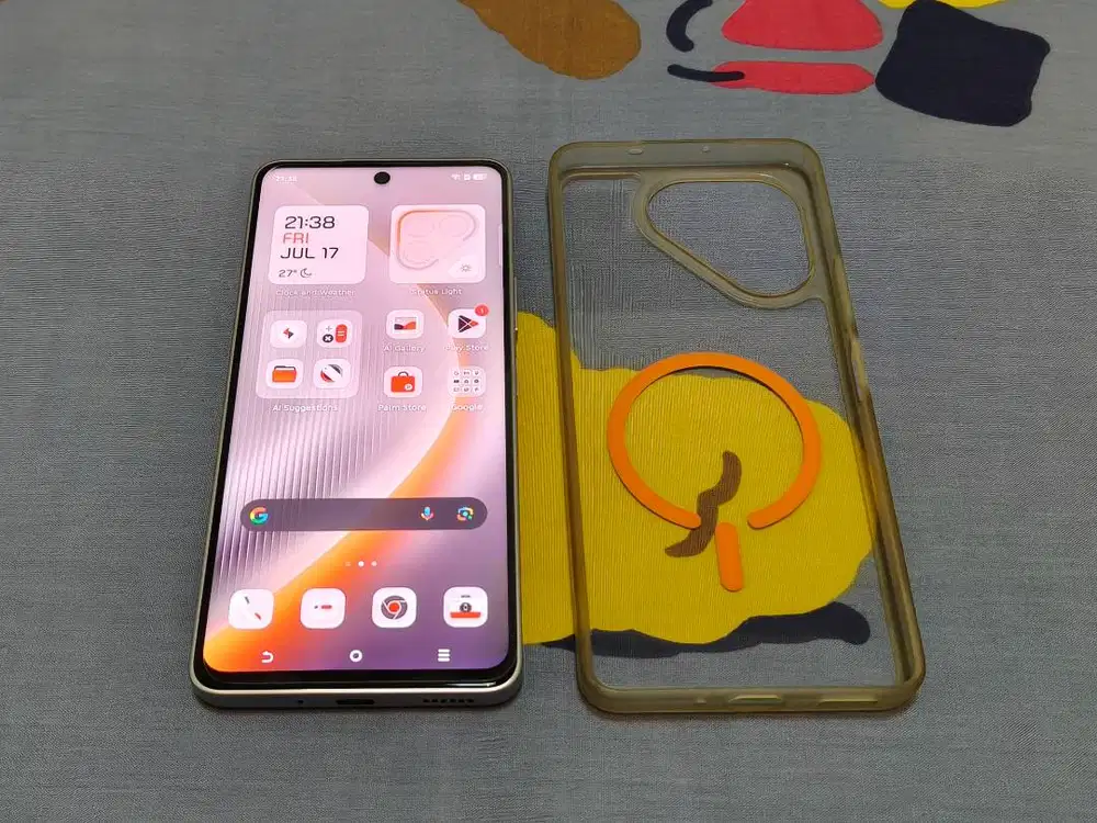 Tecno Pova 7 5G Silver 256/8GB Fullset Second Like New + Bonus Gan