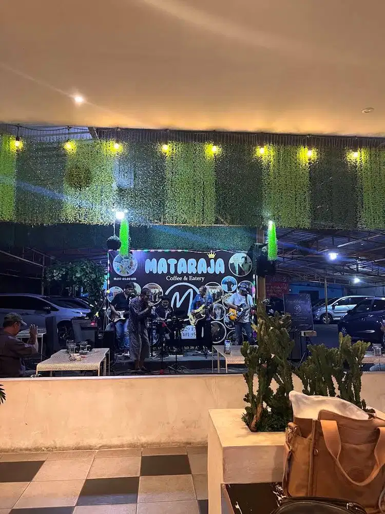 LOWONGAN BARISTA – MATARAJA CAFE