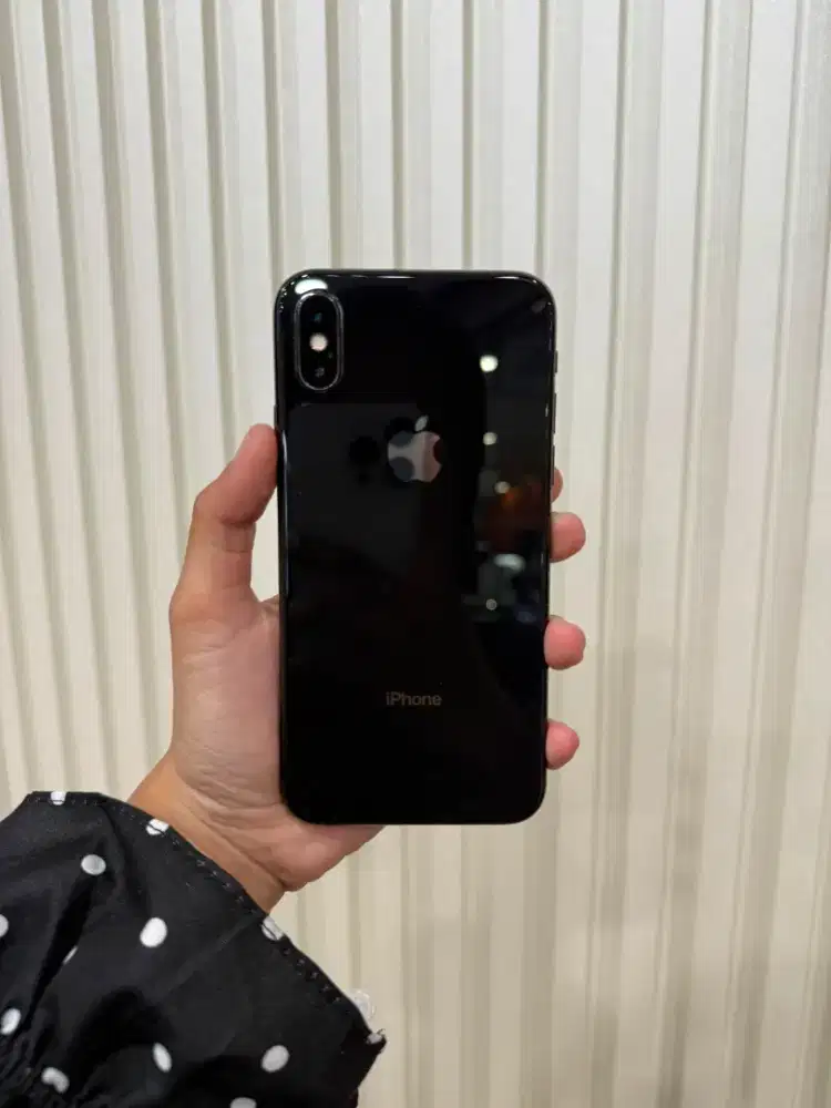 iPhone X 64Gb iBox