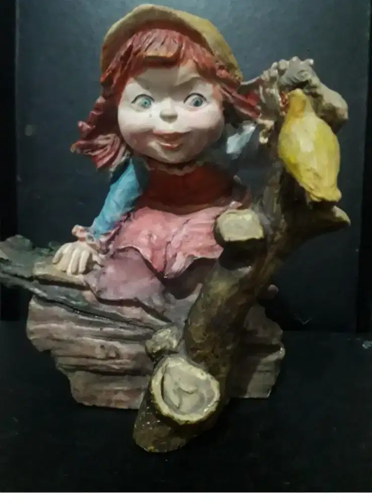 patung resin unik