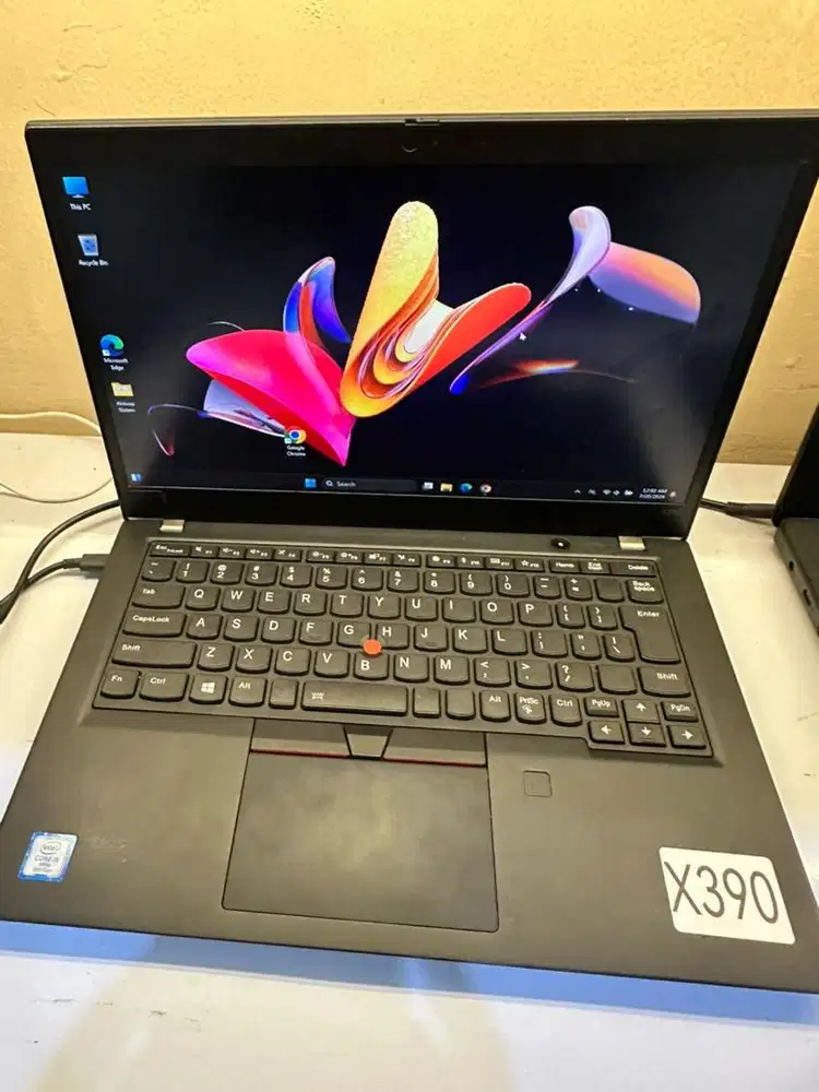 LAPTOP EX DISPLAY LENOVO X390 I5GEN8