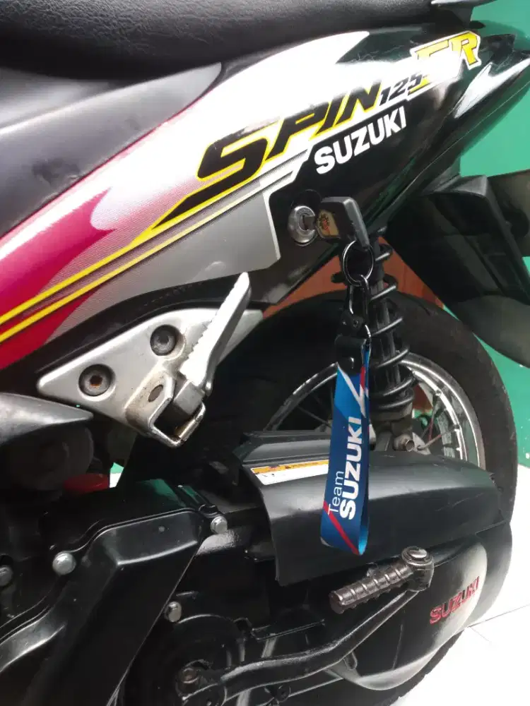 SUZUKI SPIN 2006