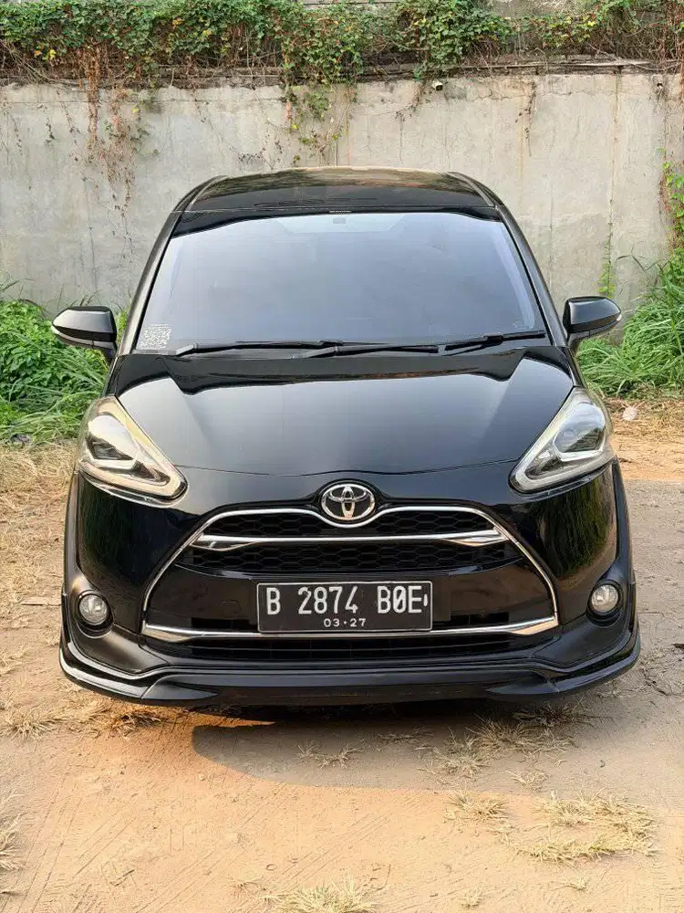 sienta Q at matic 2016 km low