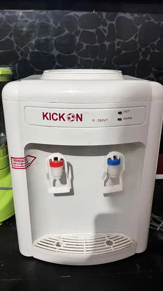 Dispenser Kick On
