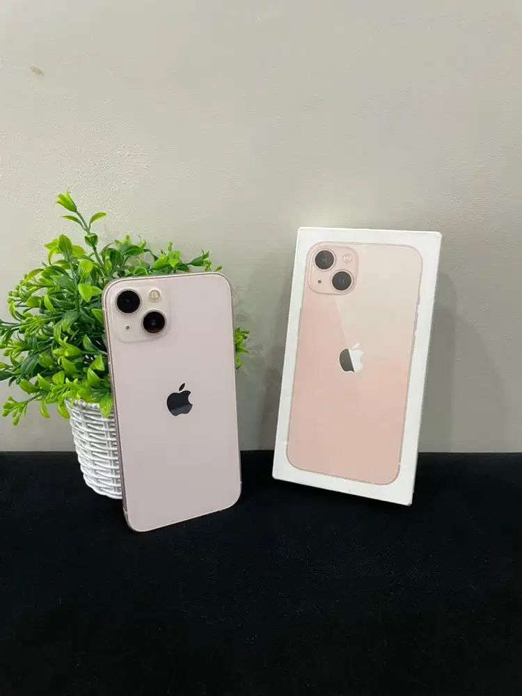 IPhone 13 128GB Pink mulus Fullset BH 100% Sinyal Permanent