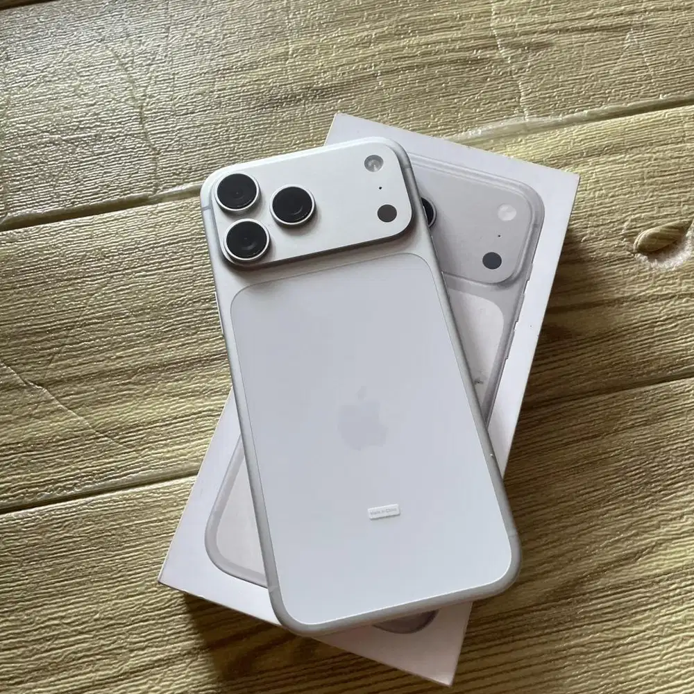 iphone 17 pro max 256gb silver ibox BH 100% like new Bisa COD dan TT