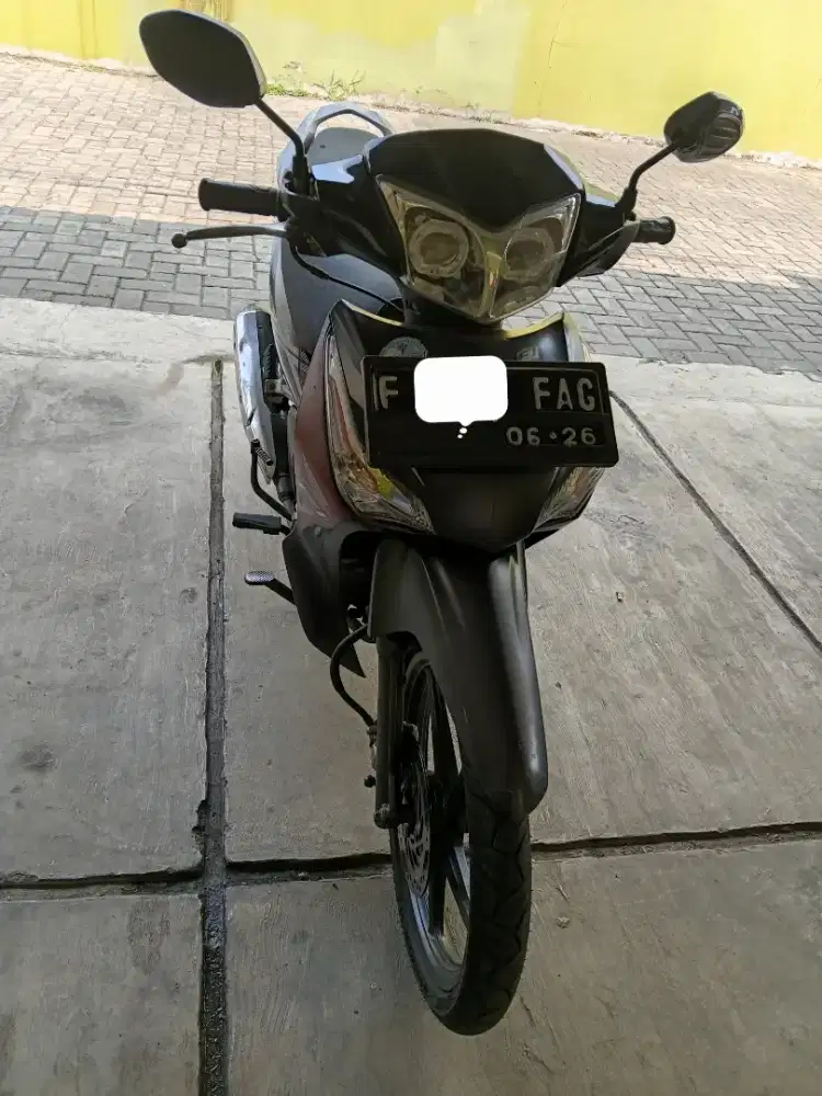 Honda supra x 125 Helm in