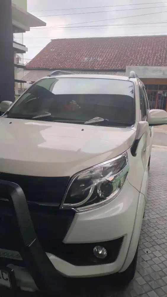 Dijual Mobil Toyota Rush Istimewa Pemakaian Istri