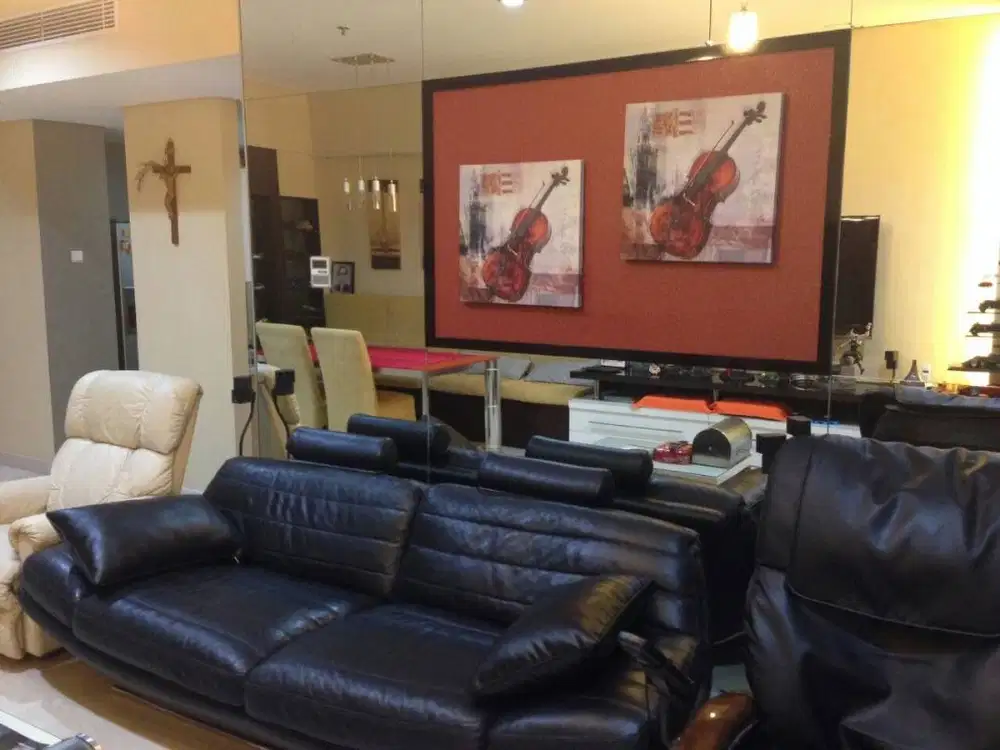 Apartemen Summit Lantai Rendah