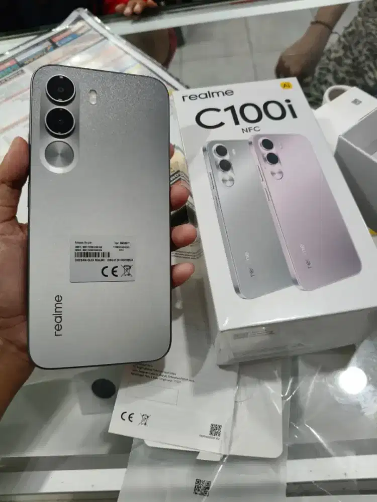REALME C100I RAM 4+8/256 GB