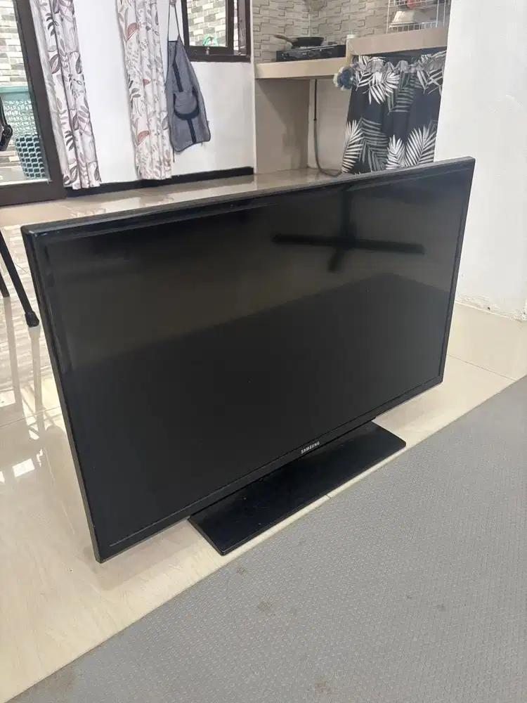 Samsung LED TV 32 Inch