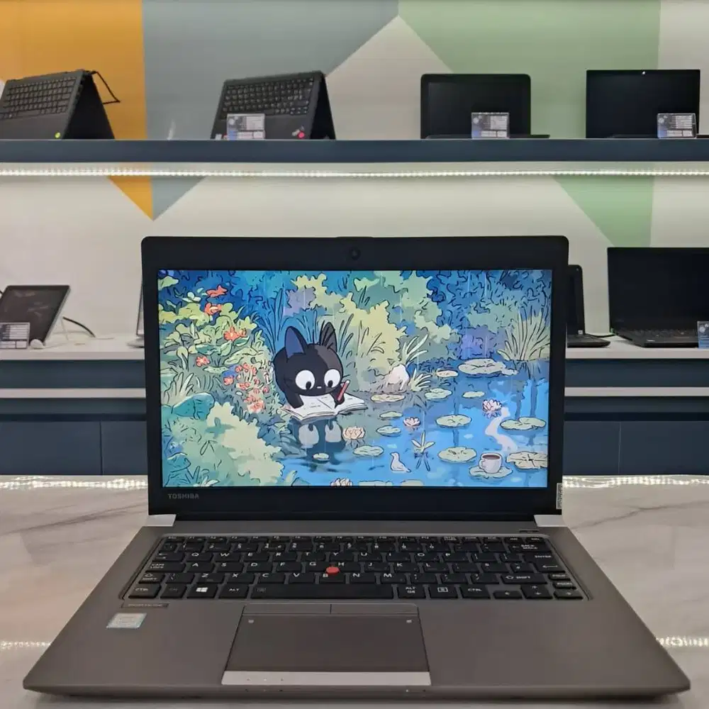 [T05] Laptop TOSIHBA |8GB|256GB| Cocok untuk pelajar