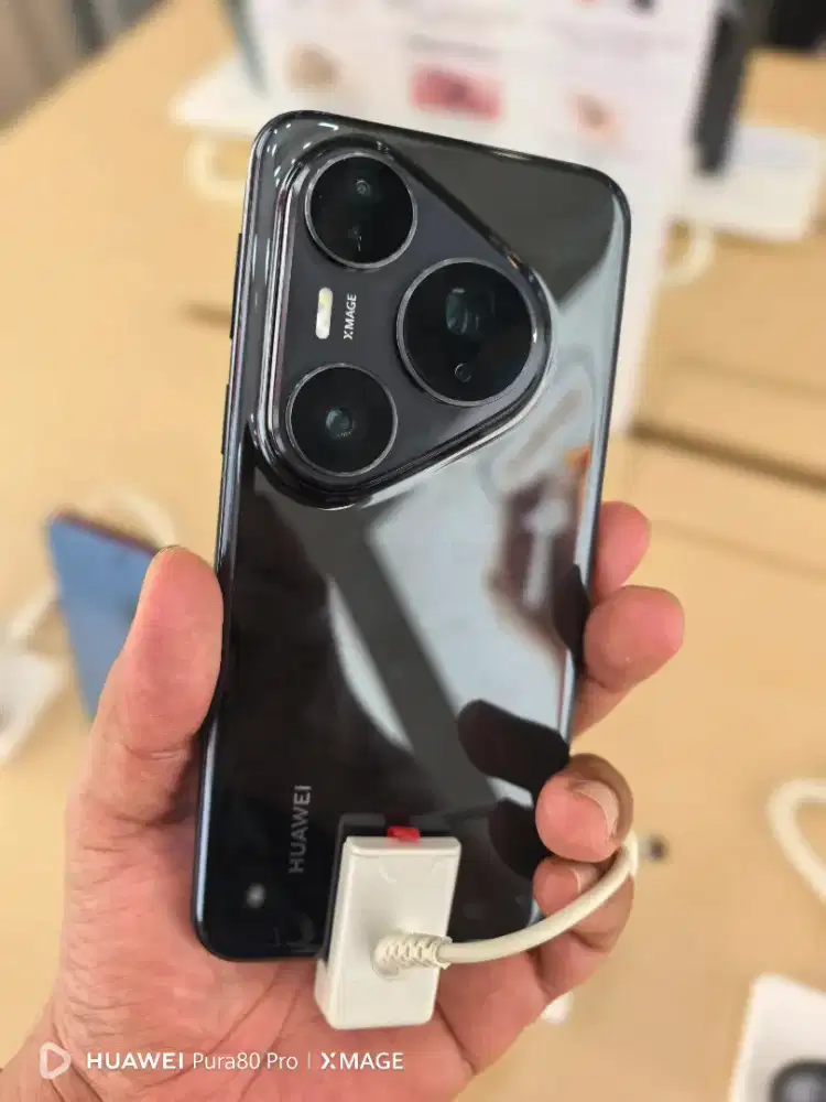 Huawei Pura 80 Pro Black Huawei DP Mall Semarang