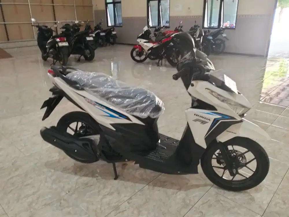 Honda Vario 125 new LED murah dan bagus