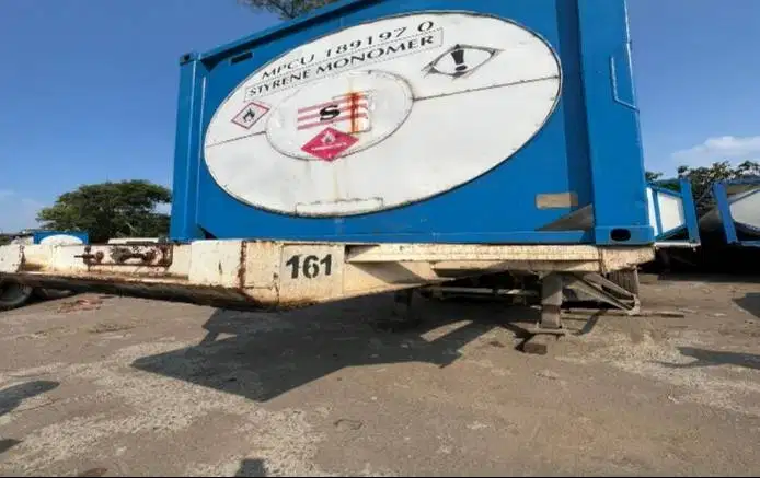 Dilelang Unit Chasis 20 FT