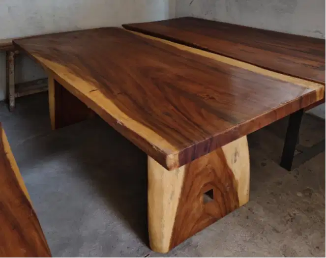 DIJUAL MEJA DAN BENCH KAYU JATI