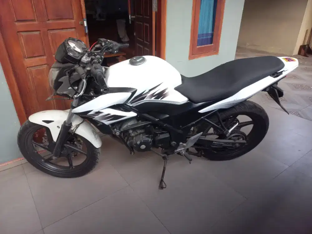 CB150R StreetFire