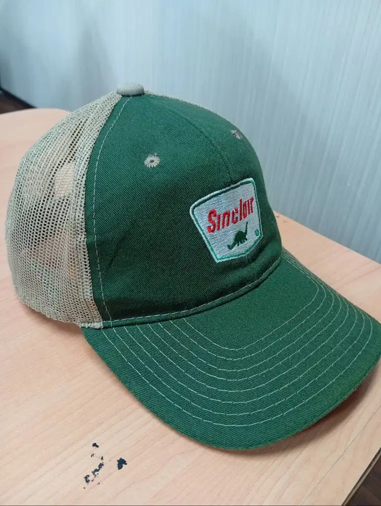Topi jaring trucker