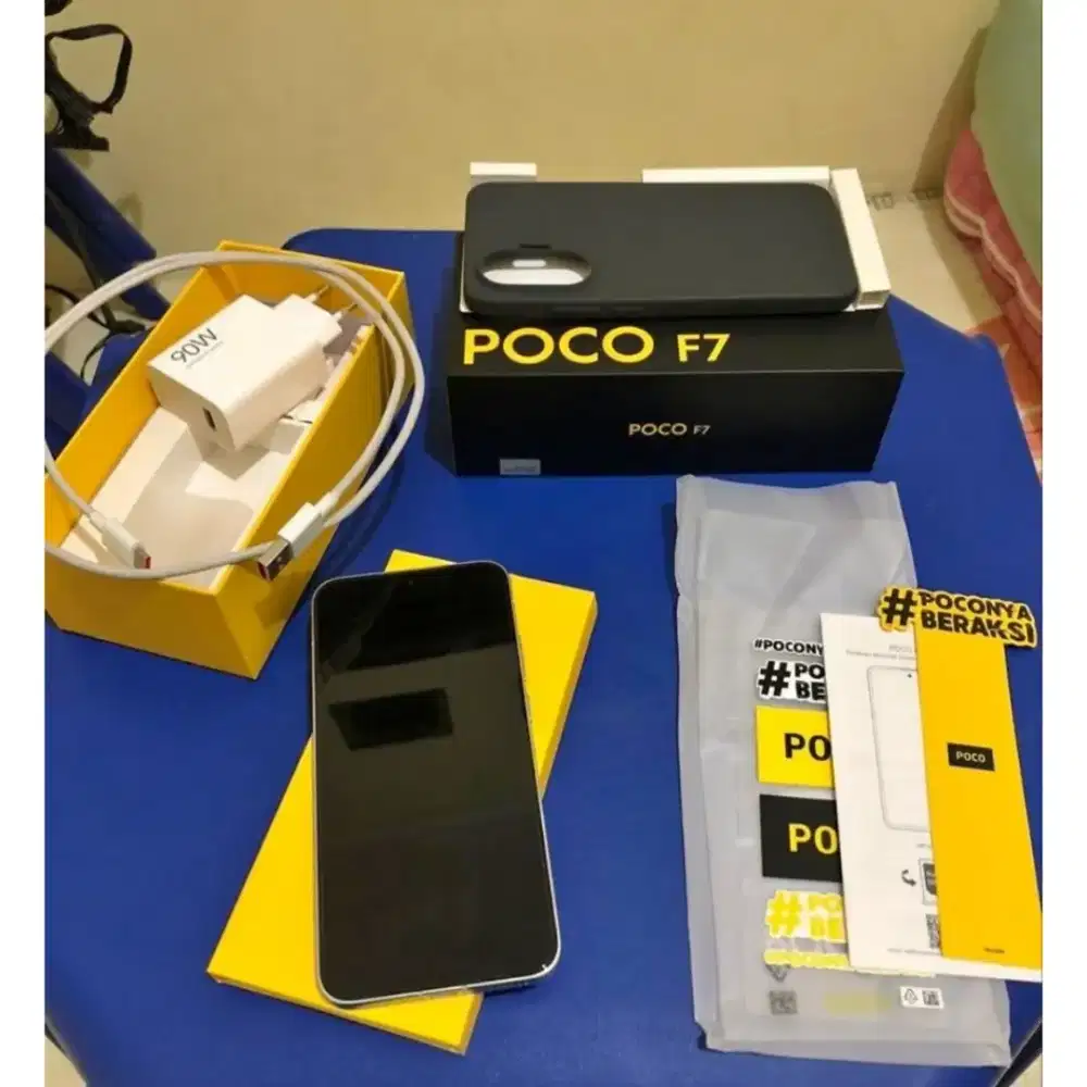 Poco F7 warna putih